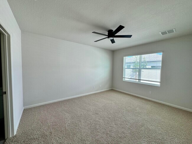 Building Photo - 9635 Seaspray Dr