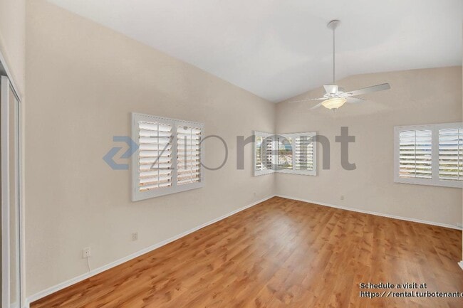 Building Photo - 25832 Browning Pl