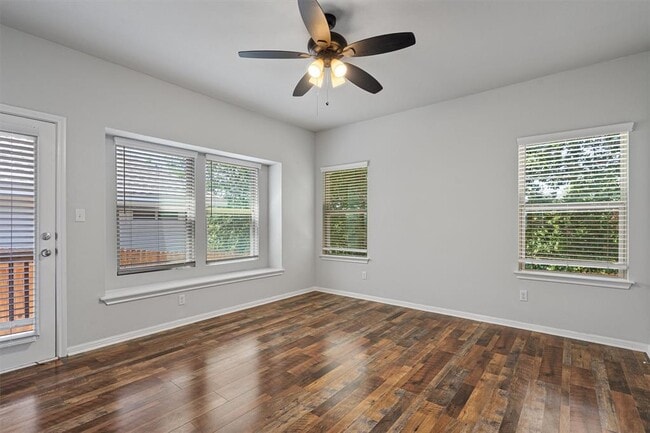 Building Photo - 256 Pelican Bay Cir