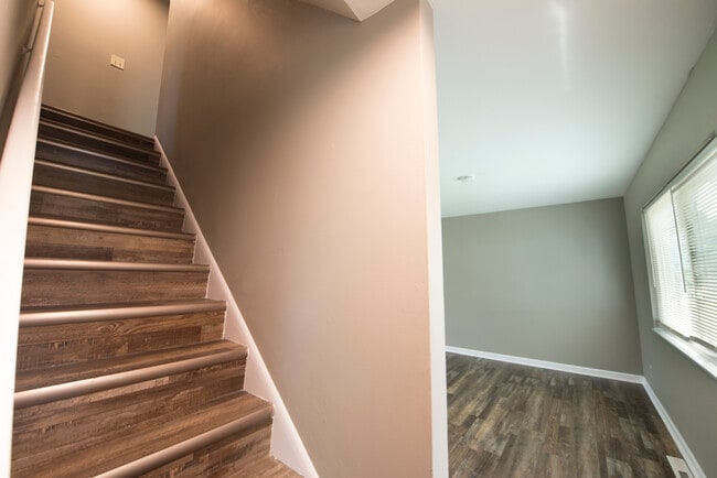 Building Photo - 5258 Kornwal Dr