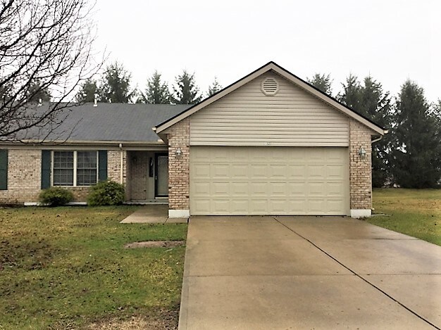 Primary Photo - 132 Warner Dr
