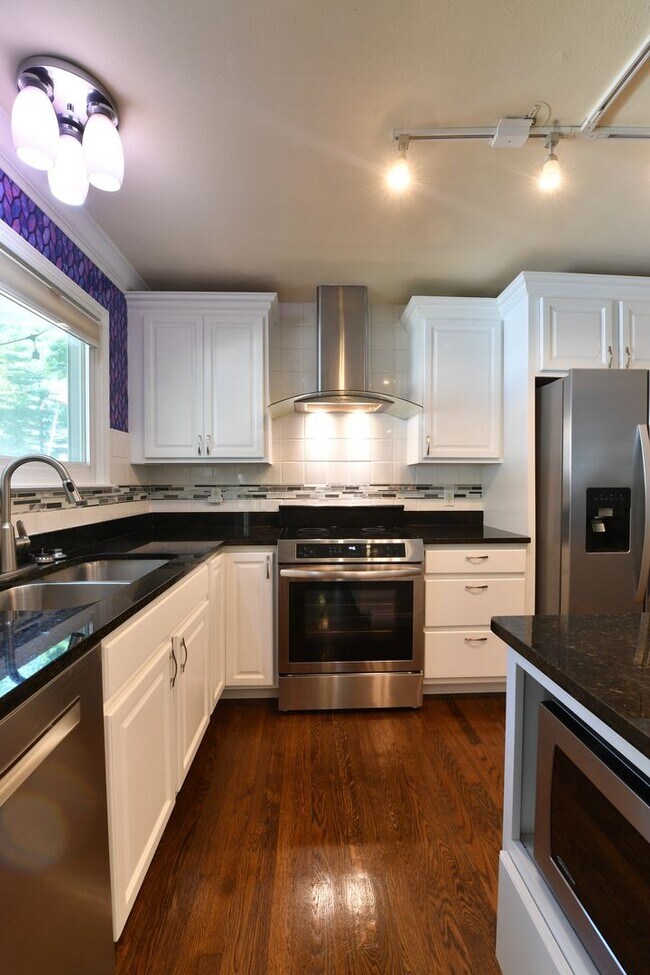 Building Photo - 1419 Sawyers Trail Ct