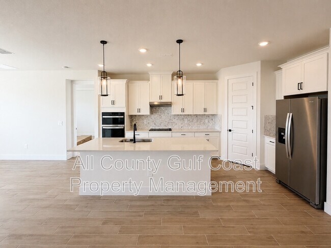 Building Photo - 168 Shady Edge Lp
