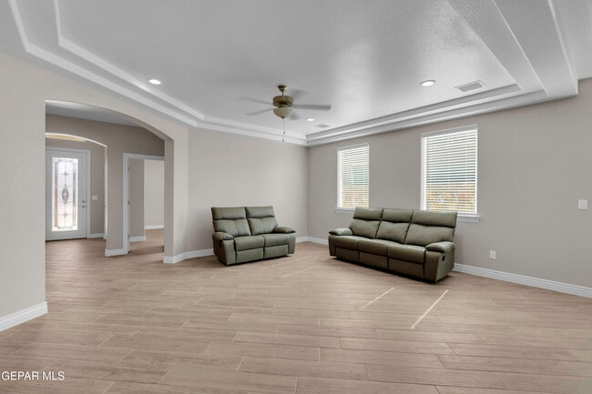 Building Photo - 1807 Dana Gray St