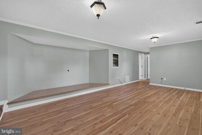 Building Photo - 4507 Josephine Ave