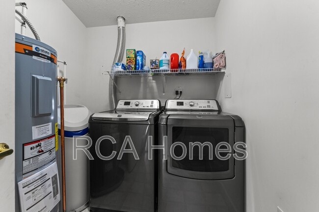 Building Photo - 8921 Hunters Creek Dr