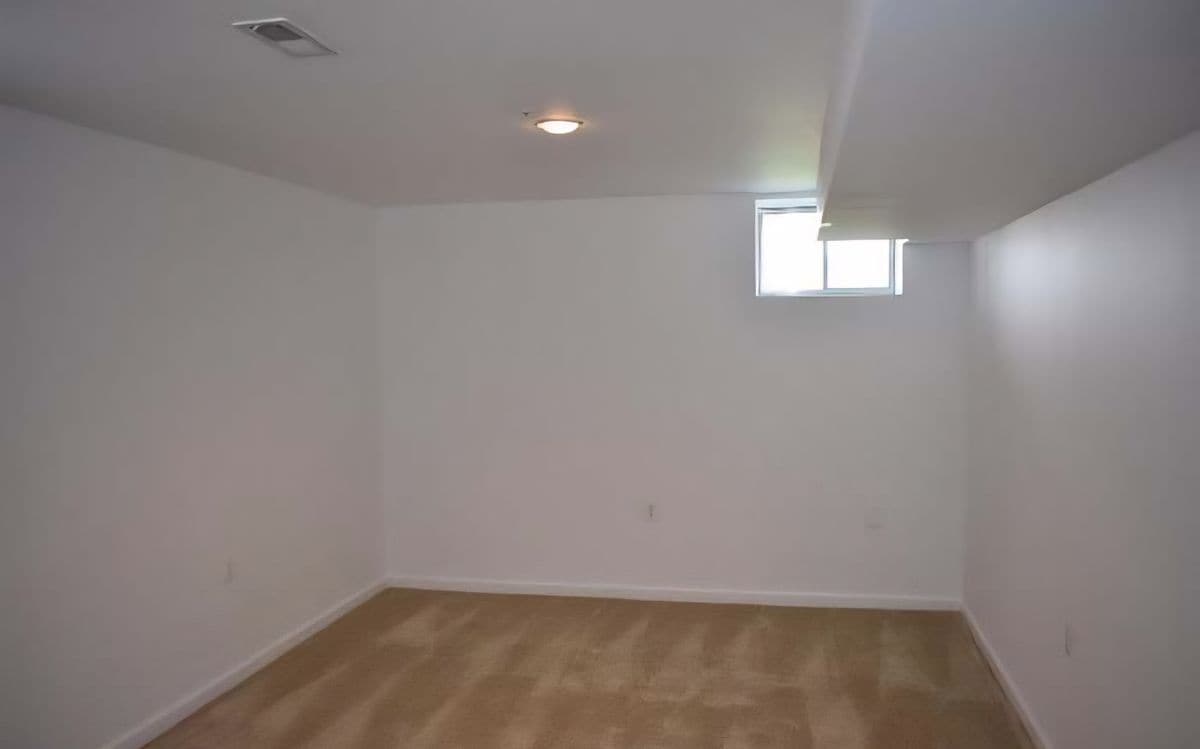 Building Photo - 7205 Ballantrae Ct