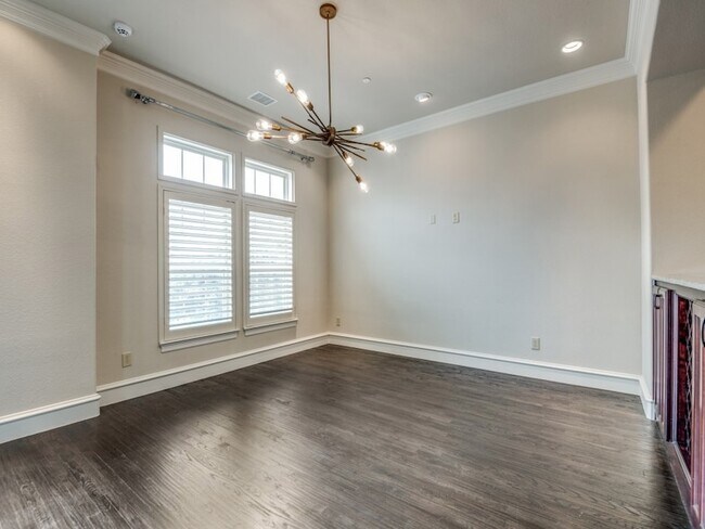 Building Photo - 7927 Osborn Pkwy
