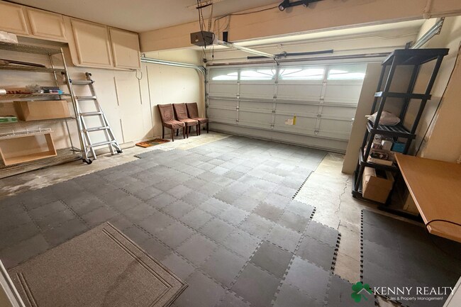 Building Photo - Charming Foster City Home with Outdoor Liv...