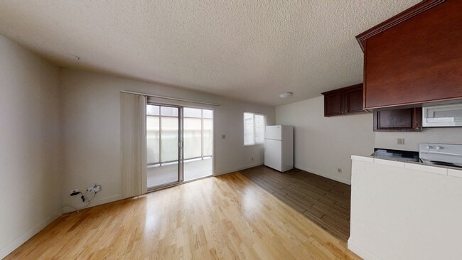 Floorplan - 2028 Dwight Way