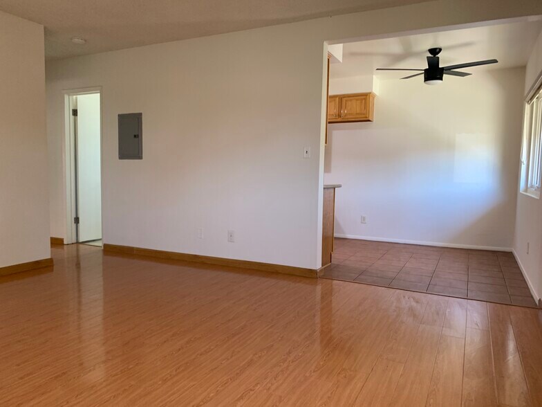 Building Photo - 461 E Colorado Ave