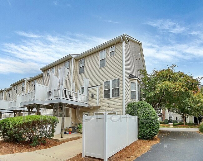 Building Photo - 11503 Destin Ln