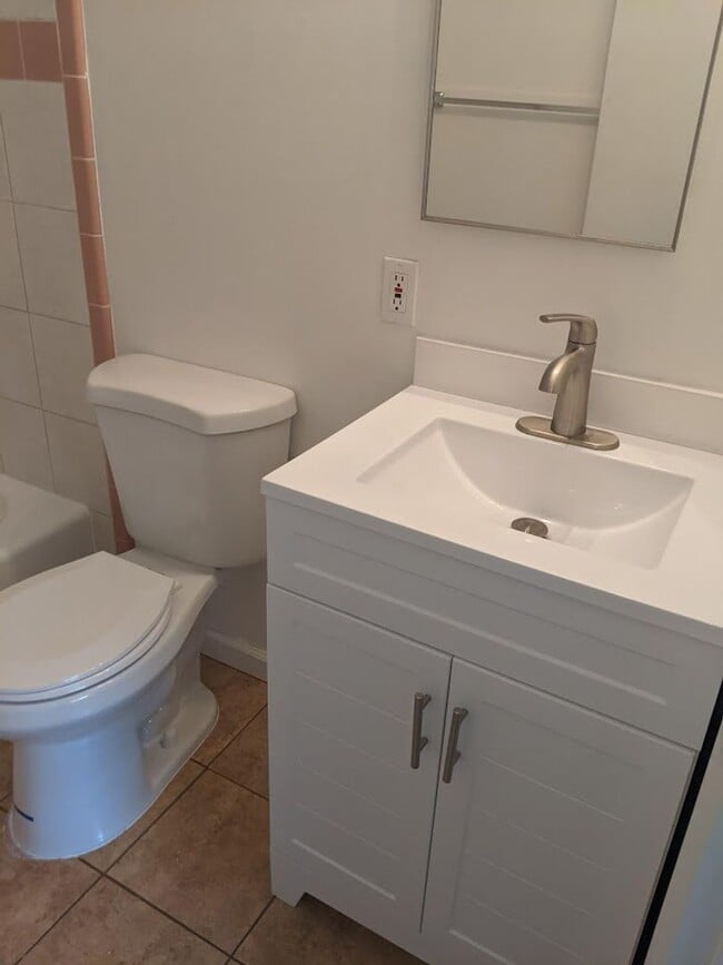 Building Photo - SANTA CLARA - updated 4 bedroom home