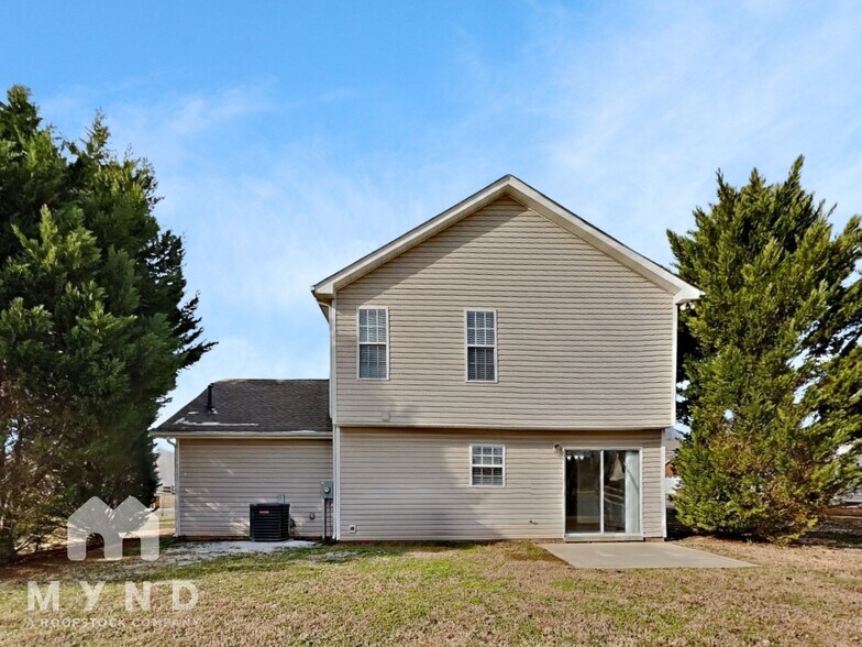 Building Photo - 4505 Capstone Dr