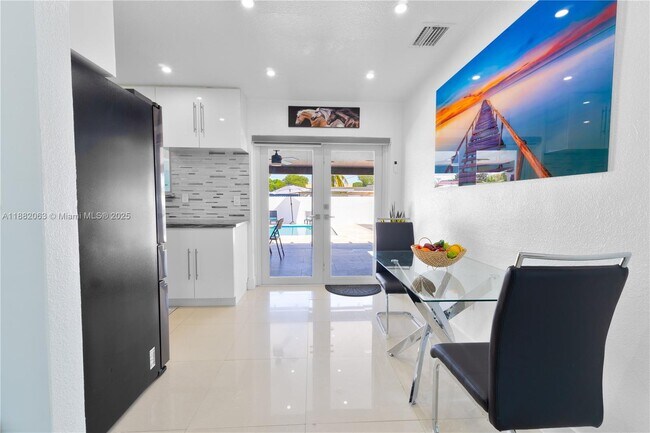 Building Photo - 8031 NW 175th St