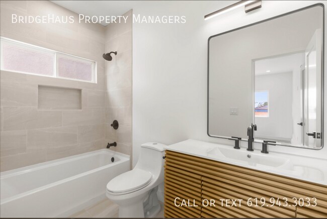 Building Photo - 6760 S Elman-5