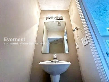 Building Photo - 5170 Hickory Hollow Pkwy