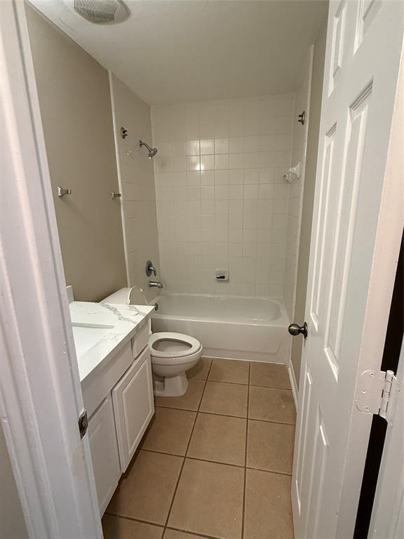 Building Photo - 22035 Emerald Run Ln