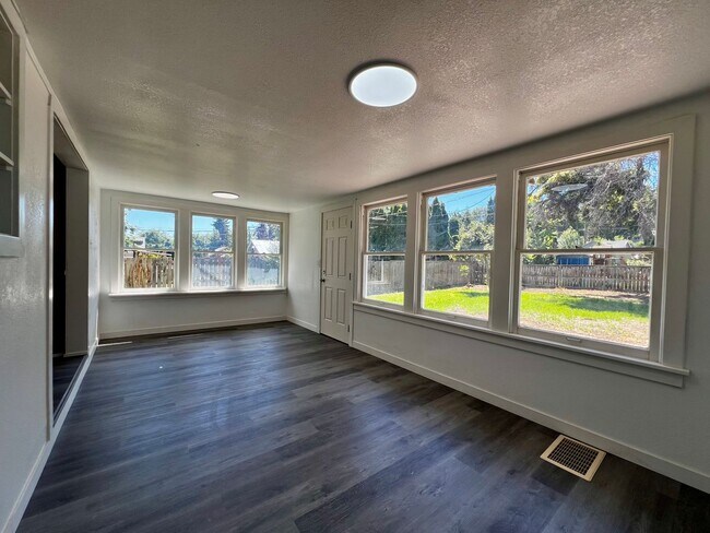 Building Photo - Non-Refundable & Security Deposit Total: $2100.00