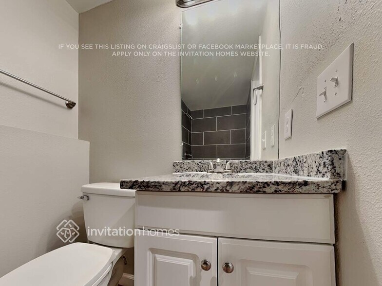 Building Photo - 5035 Rushford Pl
