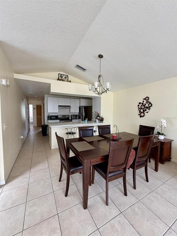 Building Photo - 8705 Knightsbridge Ct