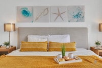 Building Photo - 2602 E Hallandale Beach Blvd