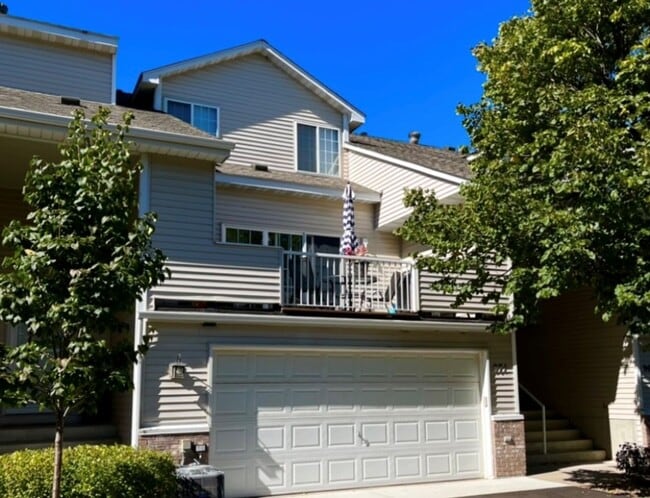 Building Photo - 971 Santa Vera Dr