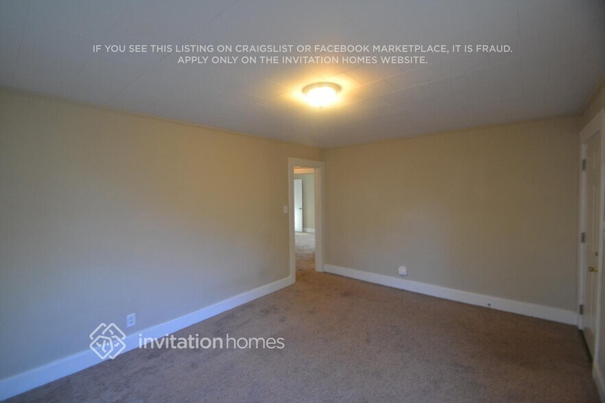 Building Photo - 1908 Whitsett St