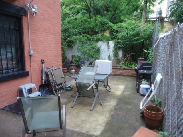 Building Photo - 207 Carlton Ave