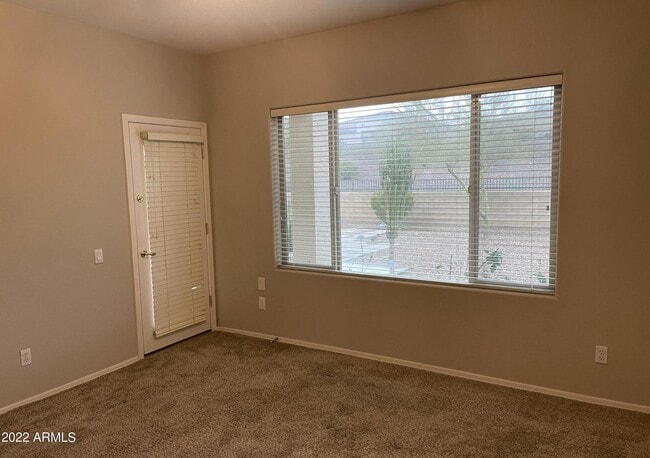 Building Photo - 3322 W Inspiration Dr