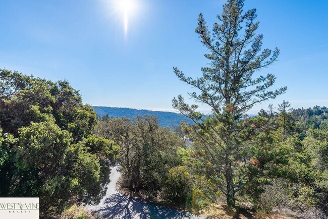 Building Photo - Oceanview Mountain Retreat Home On 3+ Acres