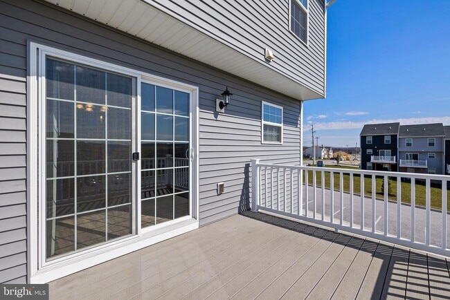 Building Photo - 2022 Sienna Ct