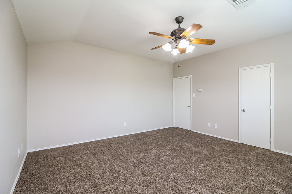 Building Photo - 808 Forest Grove Ln