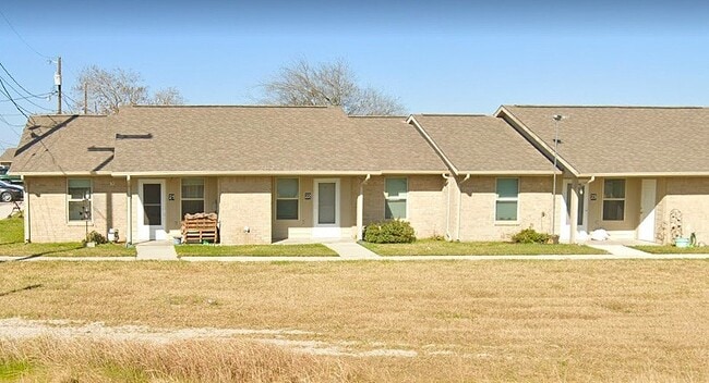 Building Photo - 520 E Orange Ave