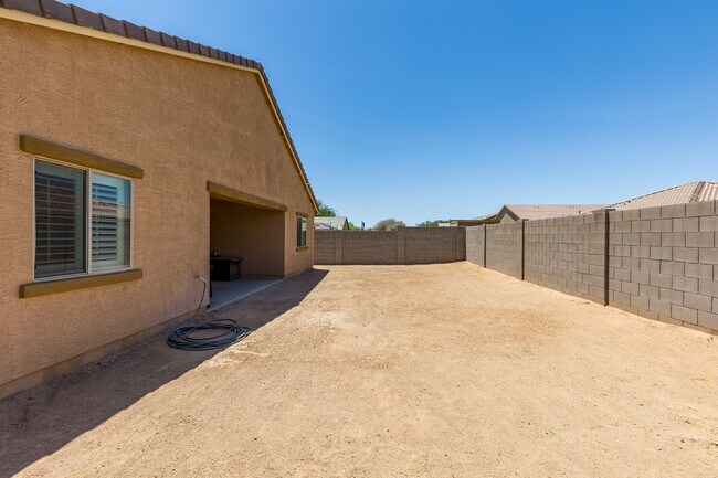 Building Photo - 440 W Guinea Ct
