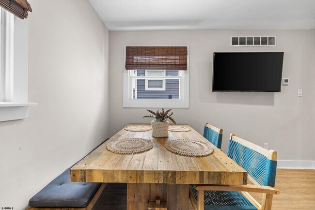 Building Photo - 159 Sheridan Square