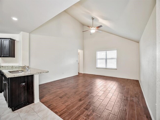 Building Photo - 7238 Basque Country Dr