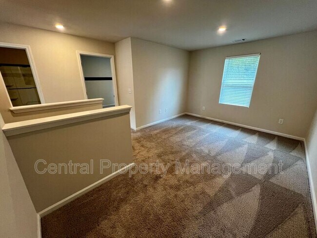 Building Photo - 124 Brooks Dr