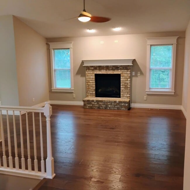 Building Photo - 1818 N Nickelton Ct