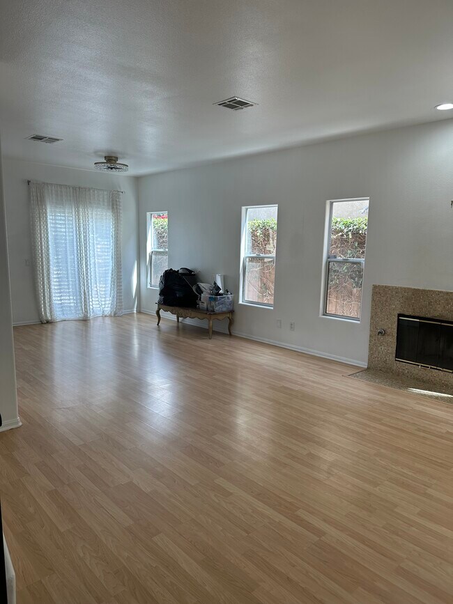 10025 Topanga Canyon Blvd 10025 Topanga Canyon Blvd Chatsworth CA