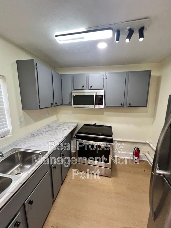 Building Photo - 1645 Metropolitan Pkwy SW
