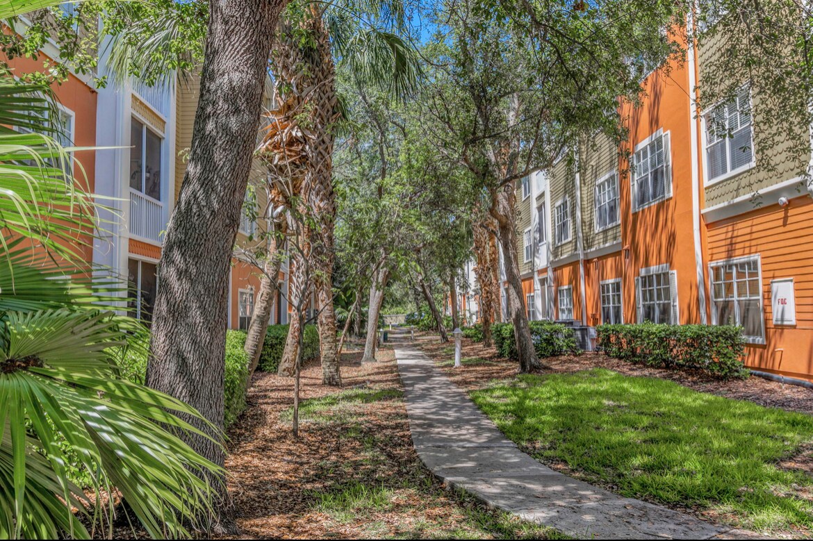 Building Photo - 4207 S Dale Mabry Hwy