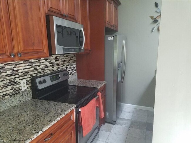 Building Photo - 4126 Thalia Station Cir