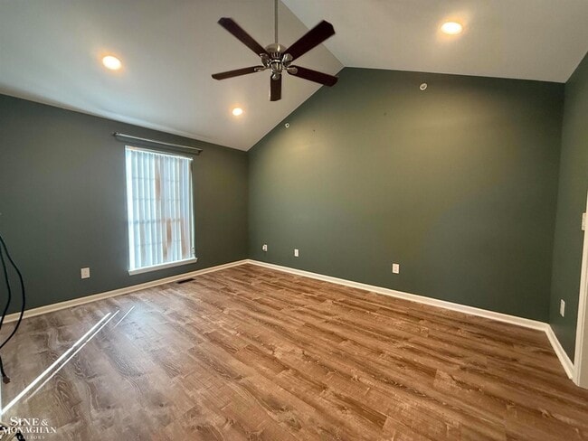 Building Photo - 27017 Carrington Pl