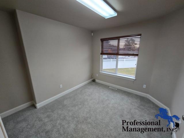 Building Photo - 4 bedroom in Billings MT 59102