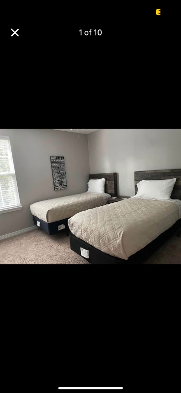 Building Photo - 448 Eisenhower Dr