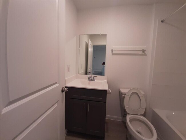 Building Photo - 23926 Escardilla Dr
