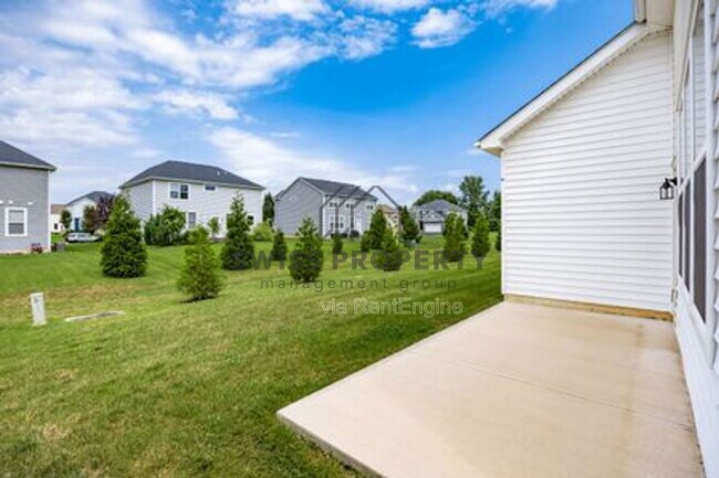 Building Photo - 12281 Rooster Tail Dr