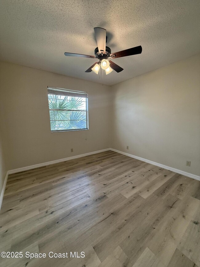 Building Photo - 1341 Cheney Hwy