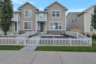 Building Photo - Beautiful Row End Townhouse w 2 car attached